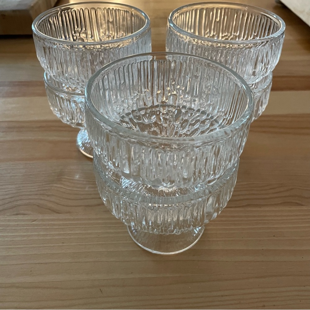 Vintage Indiana glass ice bark footed dessert bowls set of six